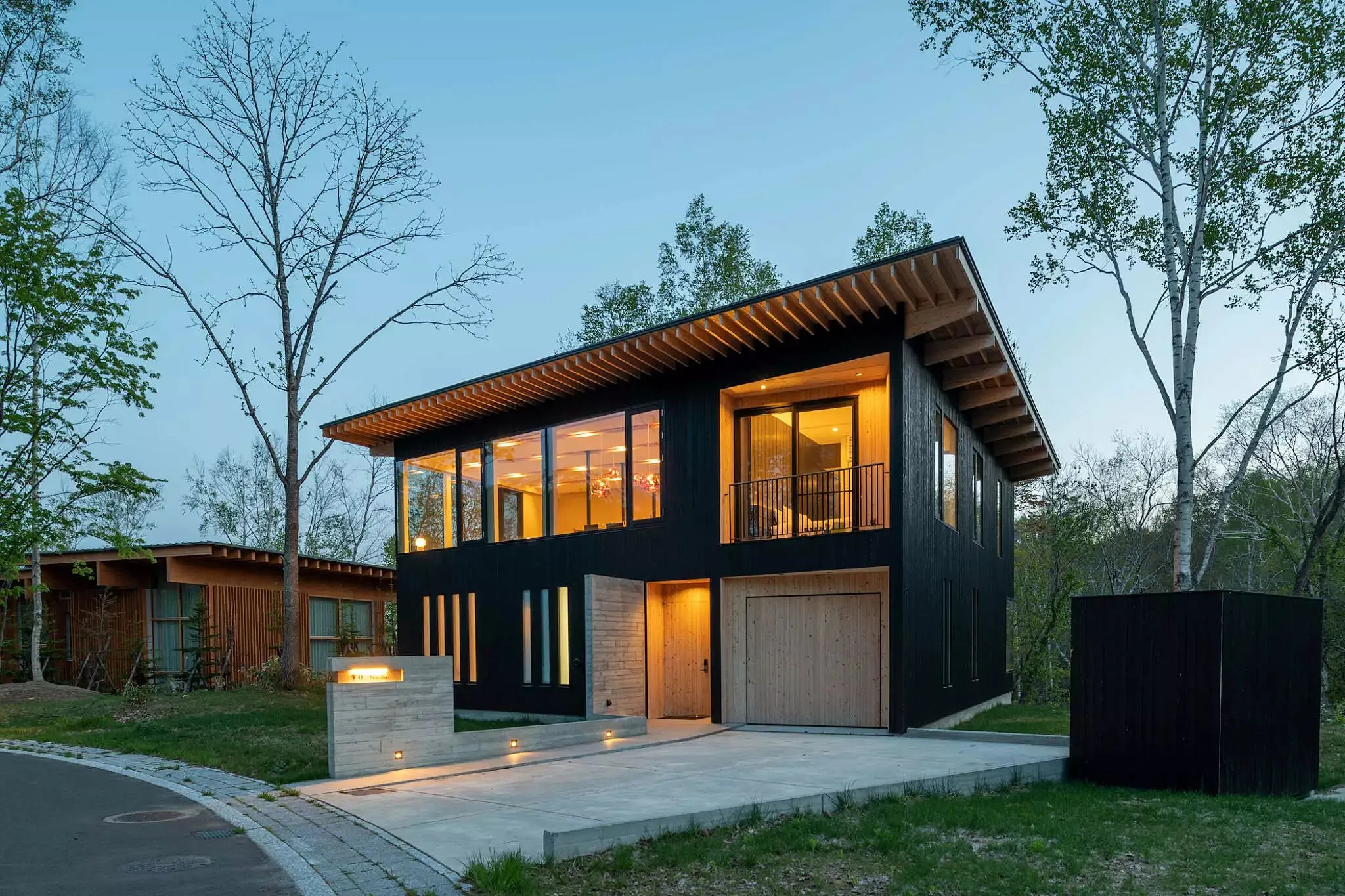 Luxury Villa Image 4